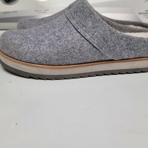 Merrell fleece lined clogs